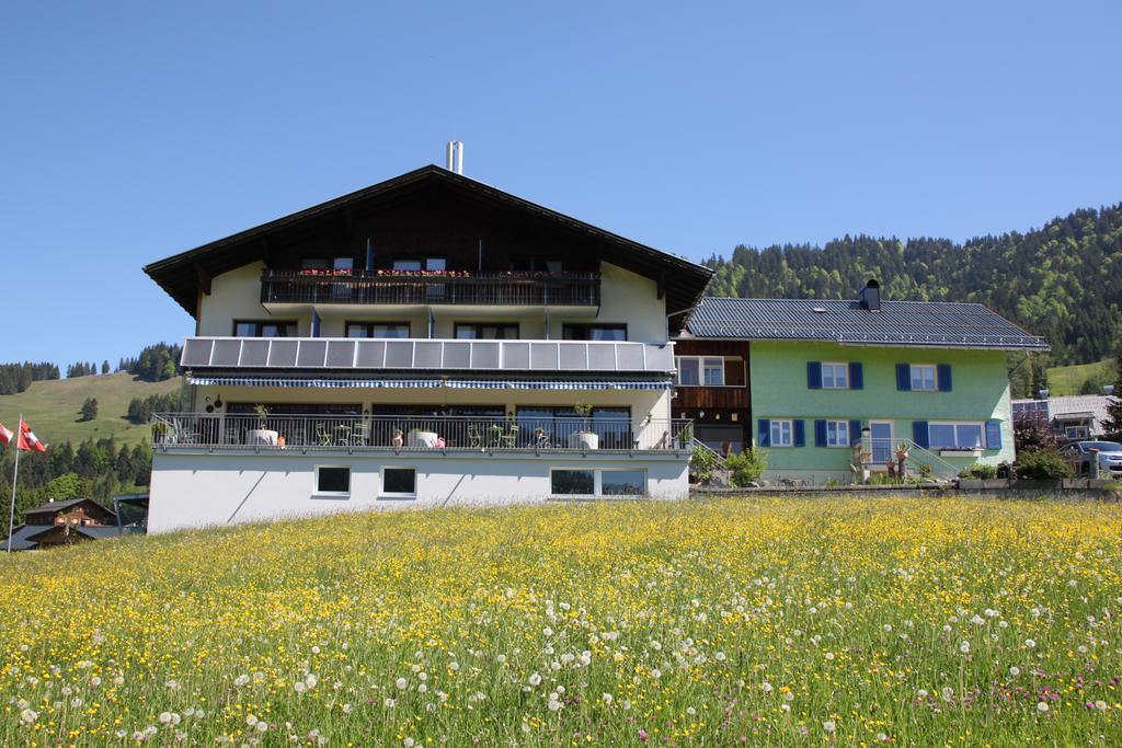 Katharinahof Ferienpension Sibratsgfäll エクステリア 写真