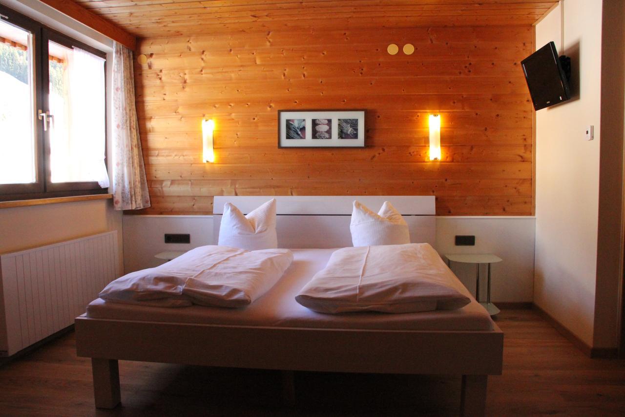Katharinahof Ferienpension Sibratsgfäll エクステリア 写真