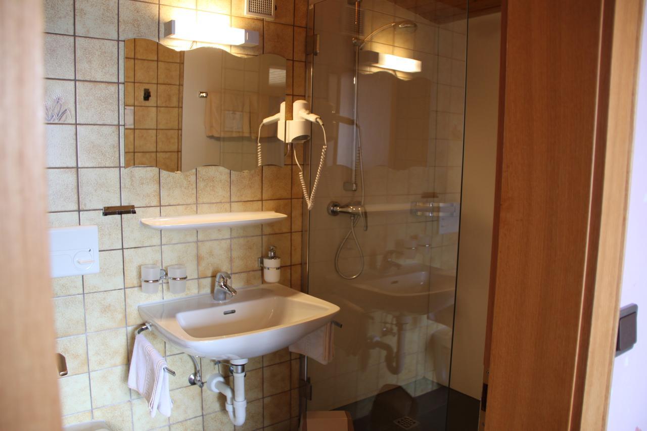 Katharinahof Ferienpension Sibratsgfäll エクステリア 写真